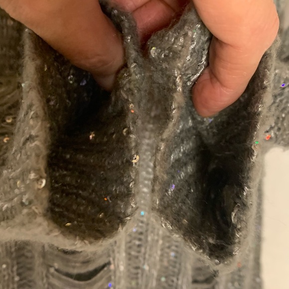 JACOB Sweater - Picture 4 of 7